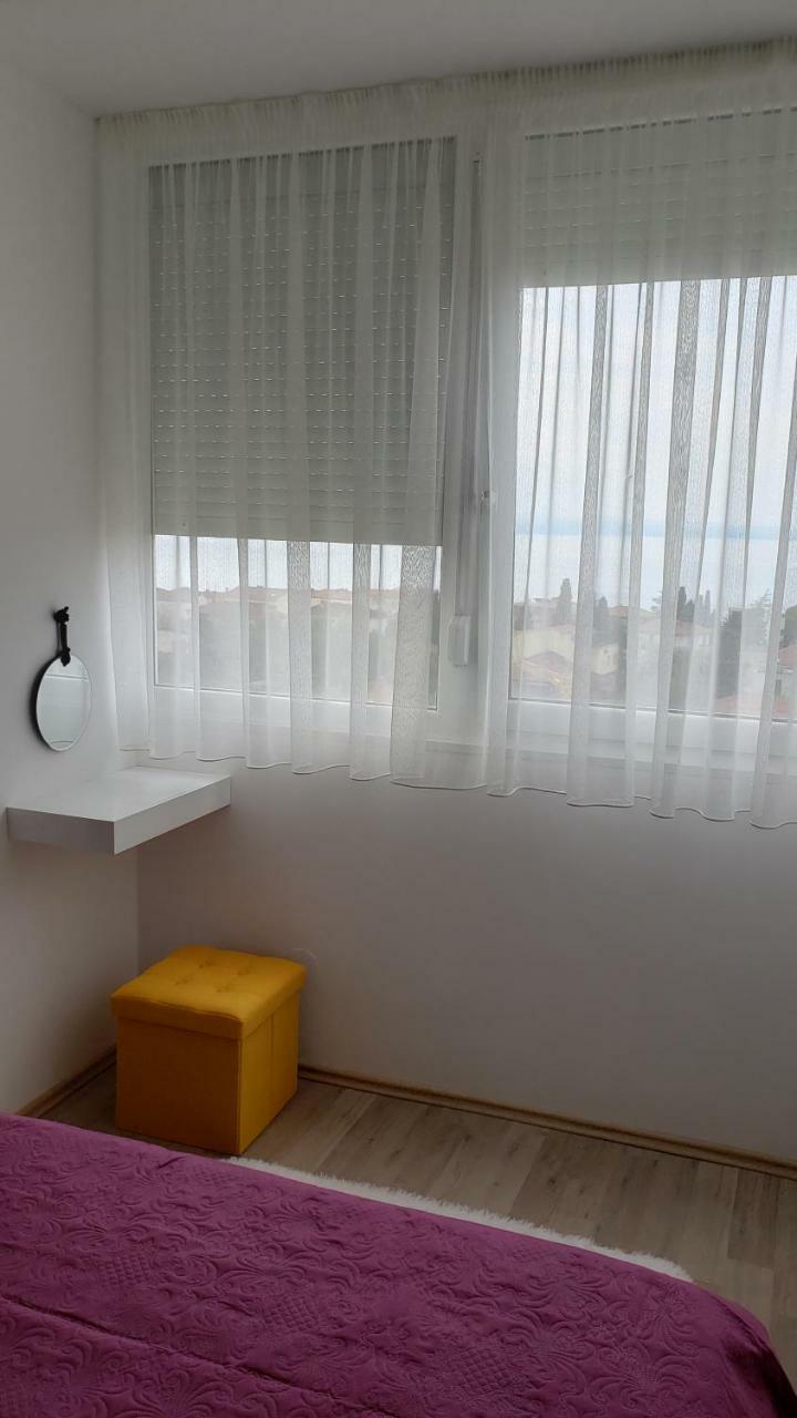 Apartment Pjero Split Exterior photo